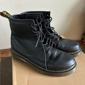 Dr. Martens Black boots